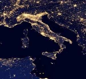 a Italia notturna, foto Nasa