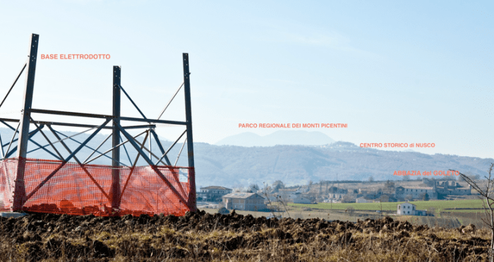 elettrodotto e abbazia.png